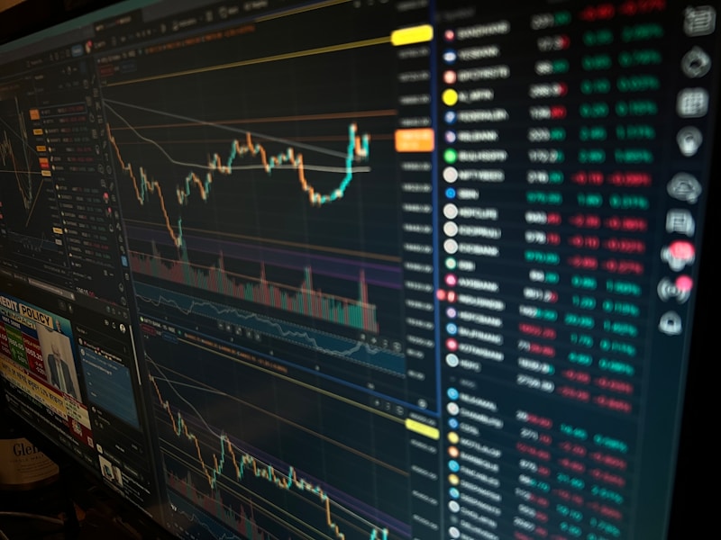 ECS Botanics Expands NAB Credit Line Ahead of Terphogz Rollout; Helius Therapeutics CEO Steps Down